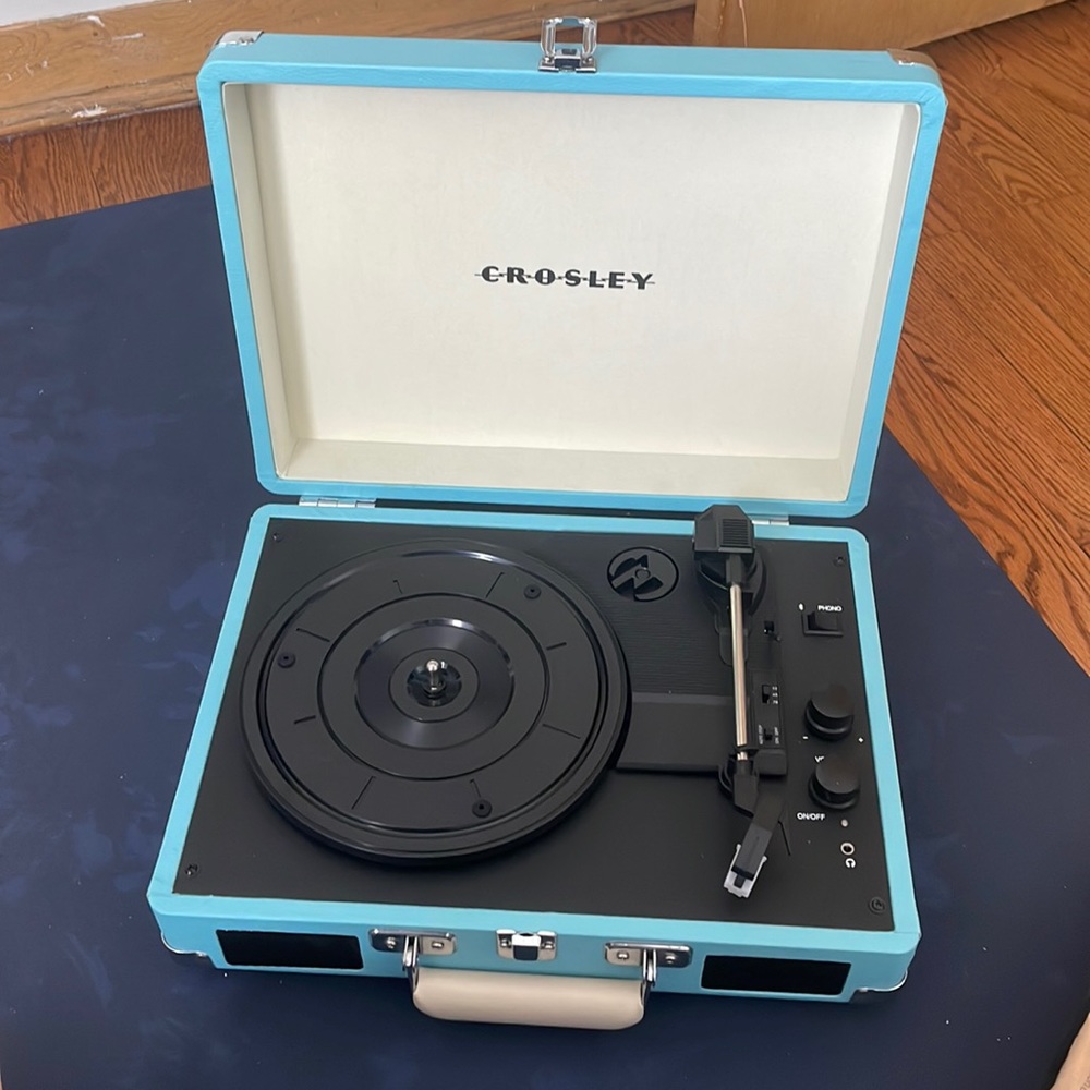crosley vinyl player